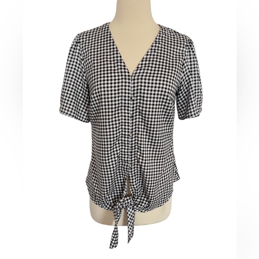 Ann Taylor Black & White Gingham Pattern Button‎ Up Blouse Size S